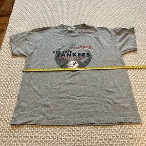 New York Yankees MLB Kids XL Tee shirt Gray EUC